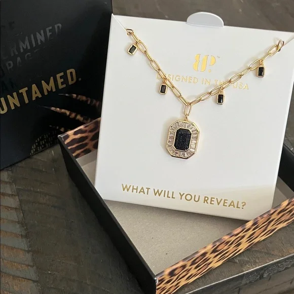 UNTAMED Pulse Between Strikes lab created Onyx Sandstone on Gold plating - Picture 6 of 7